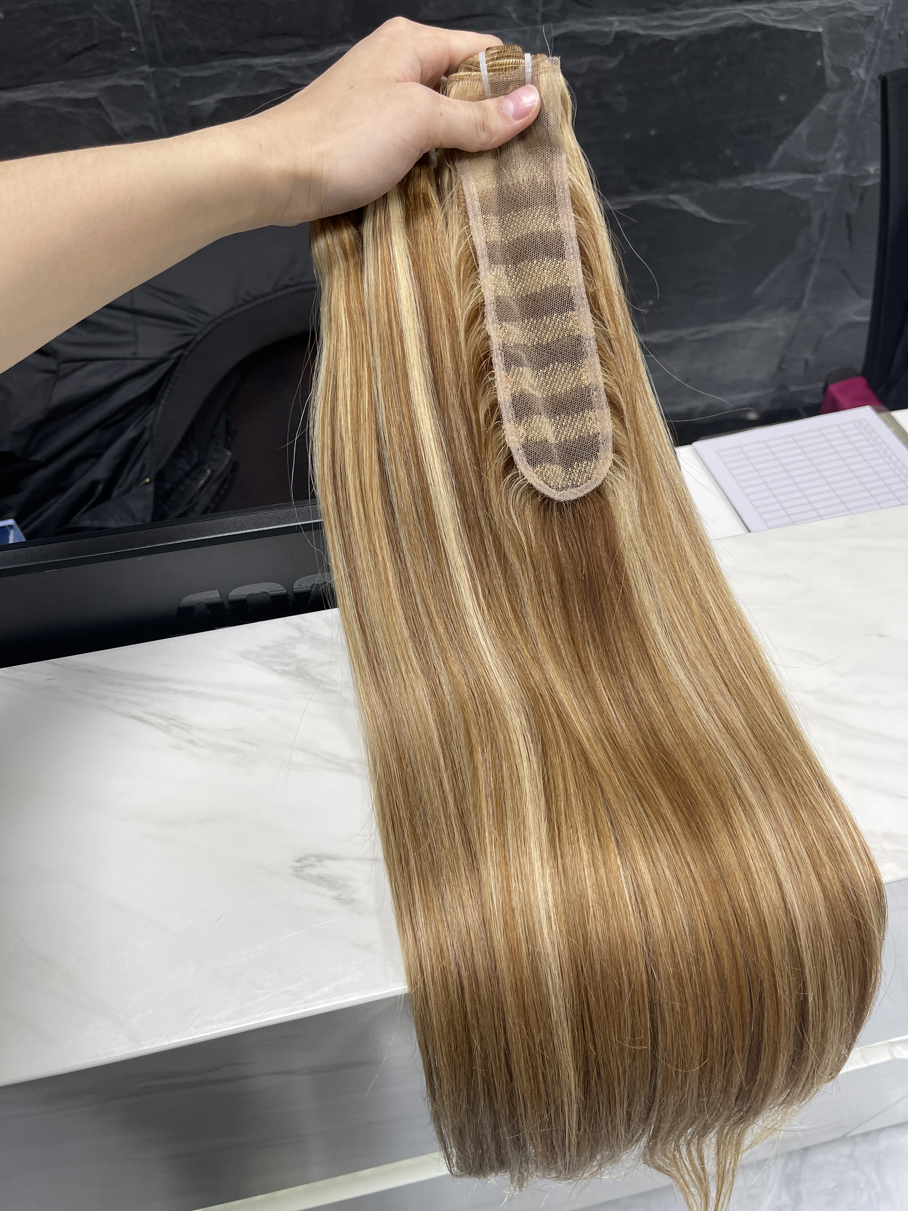 Angelbella Honey Blonde Boot Bundles ombre con 2x6 Cierre de encaje